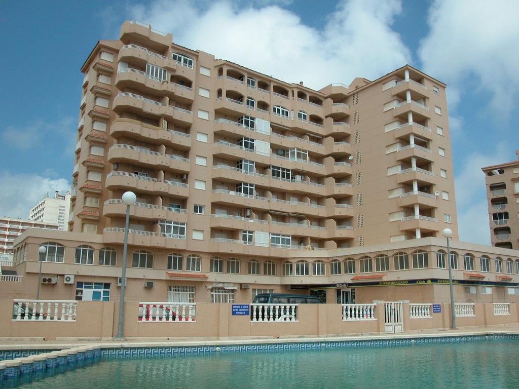 Apartamentos Copacabana Playa La Manga del Mar Menor Exterior foto